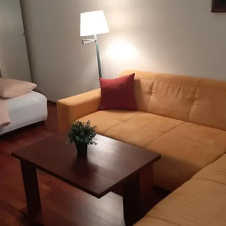 Apartament Warszawska 아파트